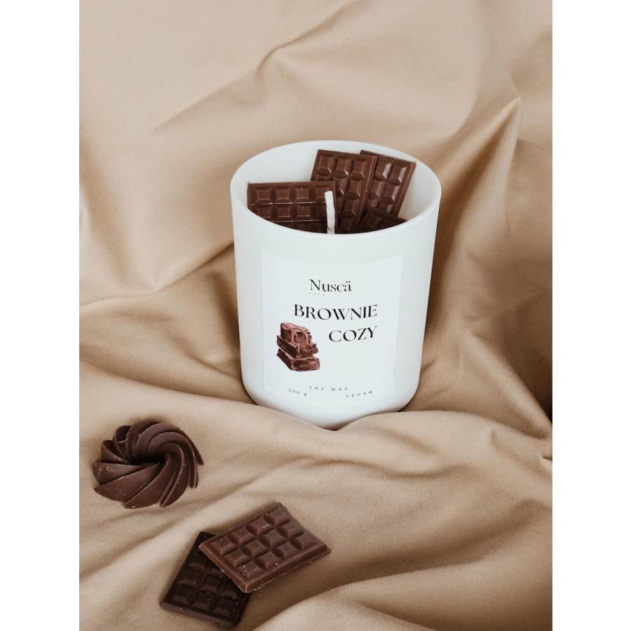 Vela Brownie Cozy