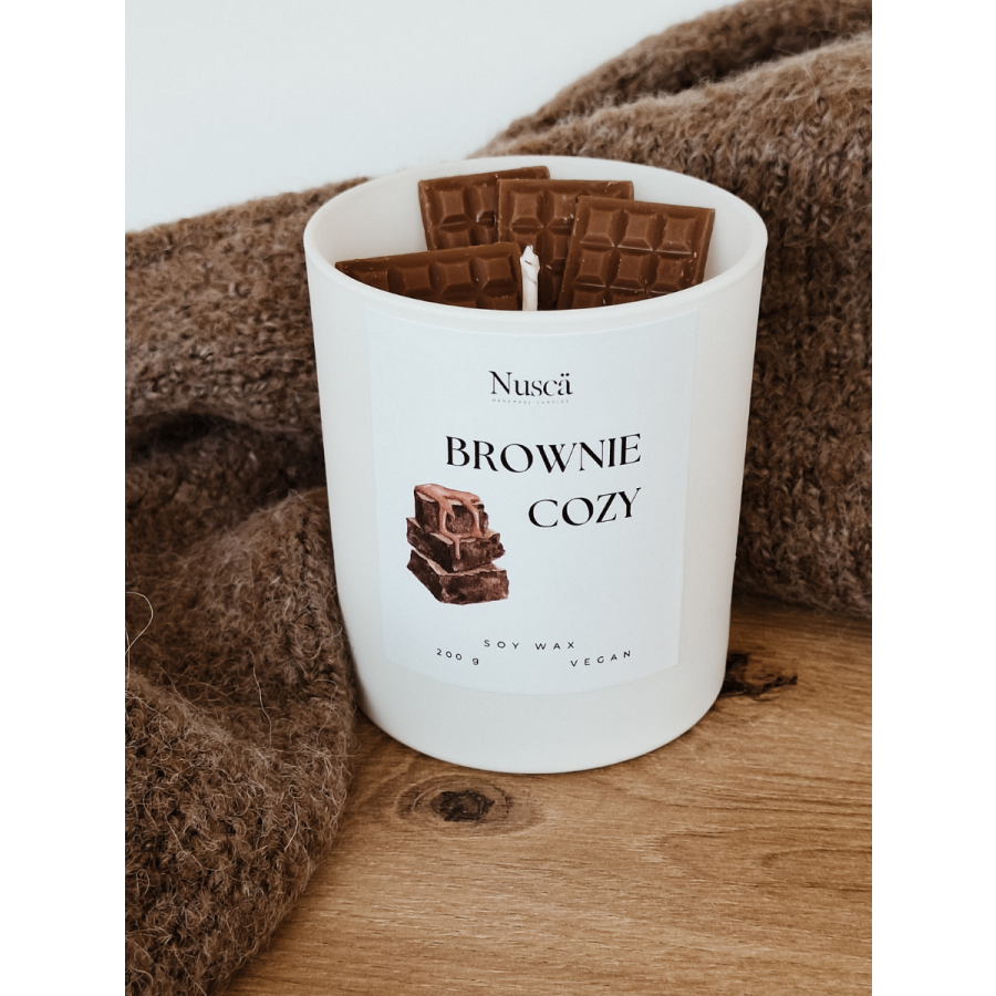 Vela Brownie Cozy